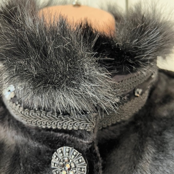 LAURA Faux Fur Jacket, SZ M, Black, Classy, Cocktails - Picture 5 of 10